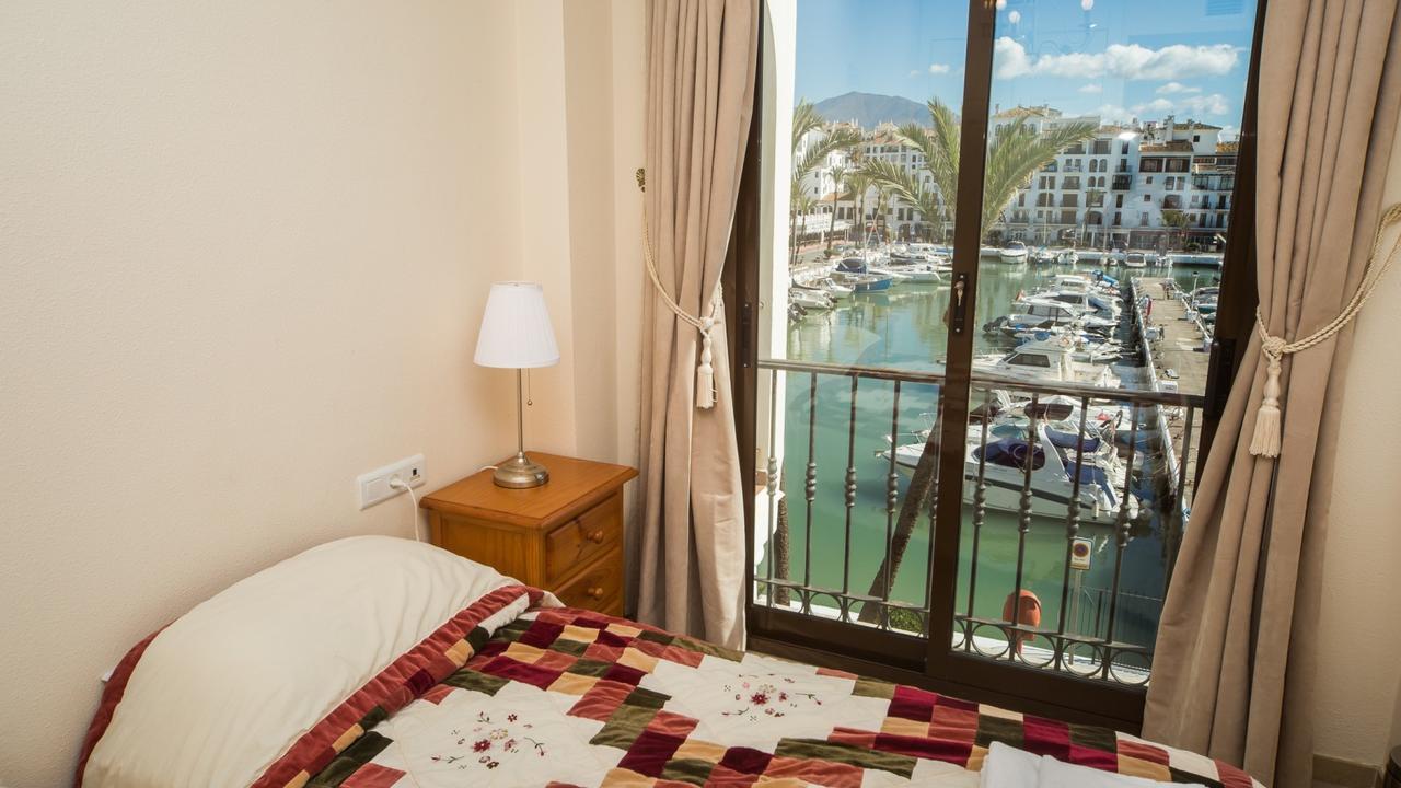 Marina Real 124 Lägenhet Manilva Exteriör bild