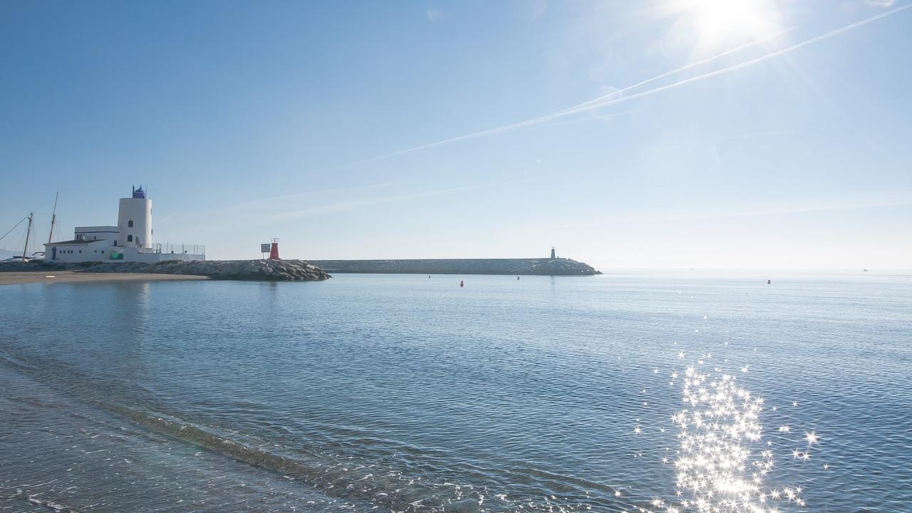 Marina Real 124 Lägenhet Manilva Exteriör bild